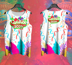 Arte Vetor Abadá Carnaval 2026 Branco e Fitas Coloridas - Mockup Frente e Costas em Cenário Carnaval