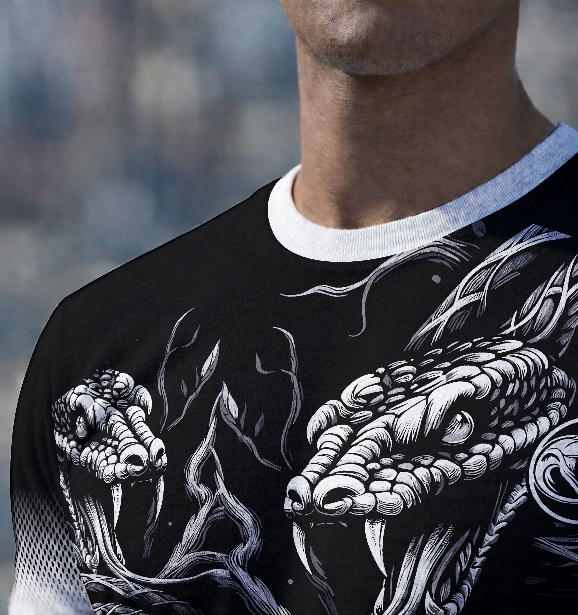 zoom close up peito modelo arte digital camisa vetor cobra anaconda