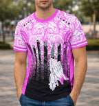 Modelo Usando Camiseta Frente manga Curta Jesus Cristo